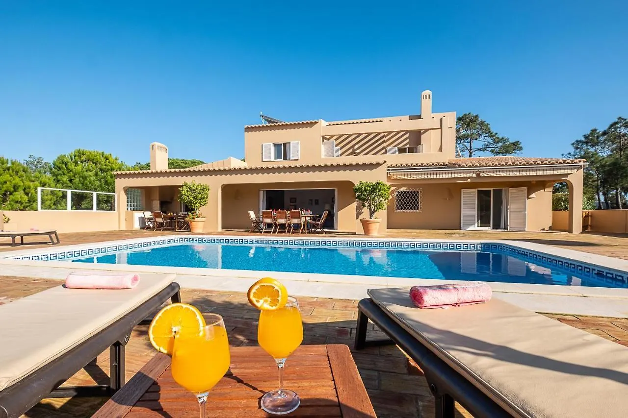 Villa Al-Garbe Albufeira 0*,